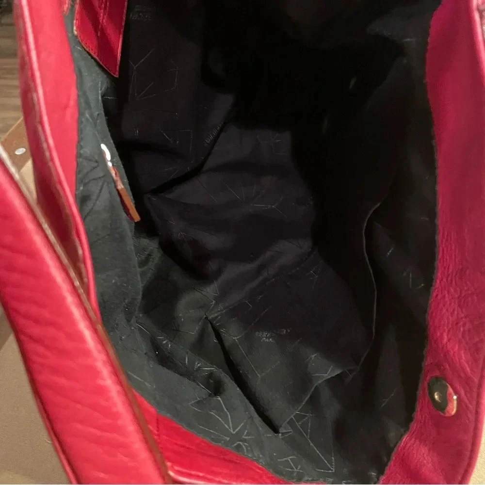 Beracamy Paris good preowned